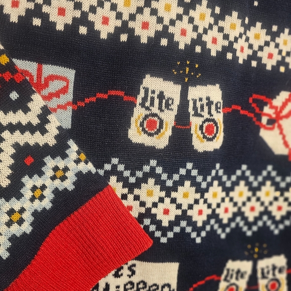 HOLIDAY SWEATER - Picture 5 of 9